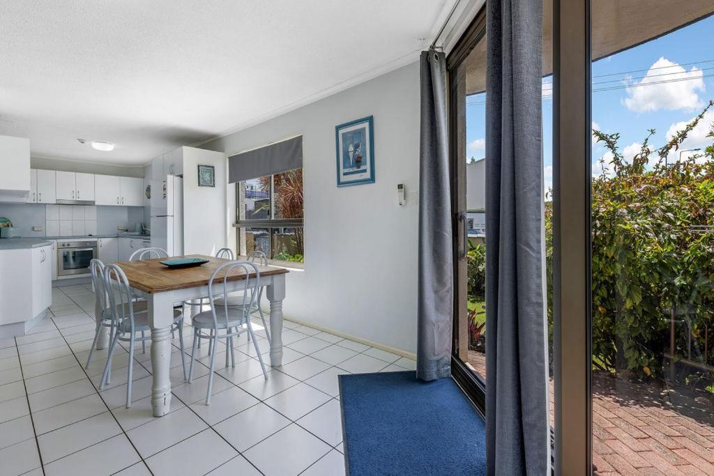 Kalua Holiday Apartments Maroochydore Kültér fotó